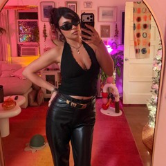 FREAKUENCY Halloween 2025 Set: sagesavi