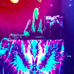 SENSITIVE SUOMISAUNDI DJ SET