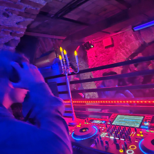 C-Fade live from Neo Club Roma 18.04.2025
