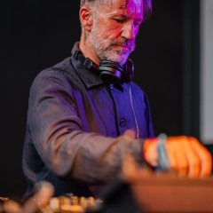 JULI HANDAYANI   FASHION SHOW PHNOM PENH DESIGNER WEEK  2015