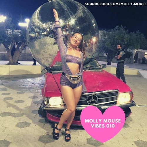 Molly Mouse Vibes 010
