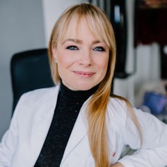 Melanoma szűrésről Dr. Ujfaludi Adrienn - Manna délután Péter Petrával 2025. 04. 08.