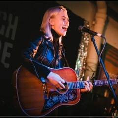 Phoebe Bridgers Teenage Dirtbag (Wheatus Cover)