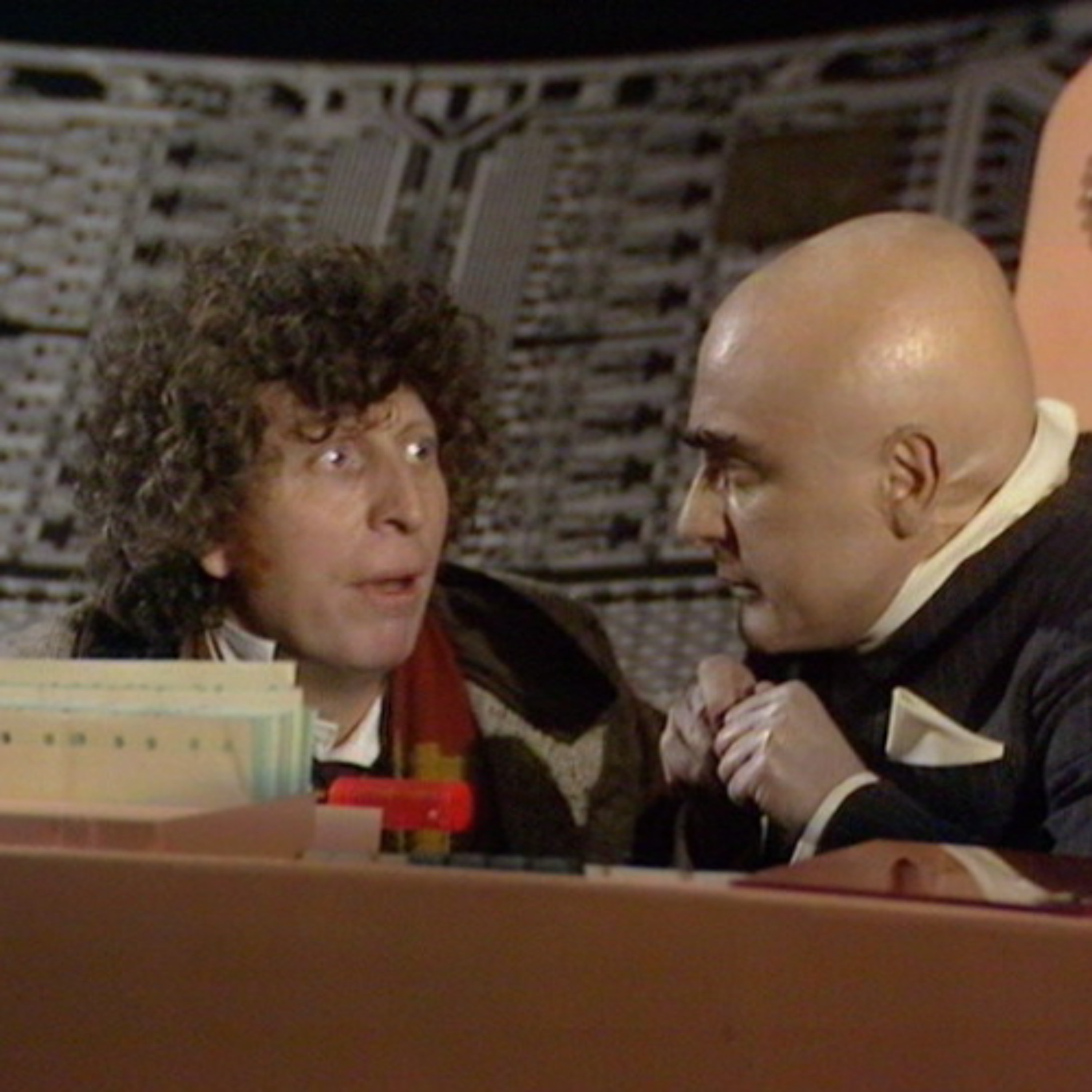 2 Guys a Girl and a Podcast Episode 301 -Doctor Who -The Sunmakers episode artwork