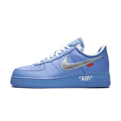 Blaue Nikes 🦋