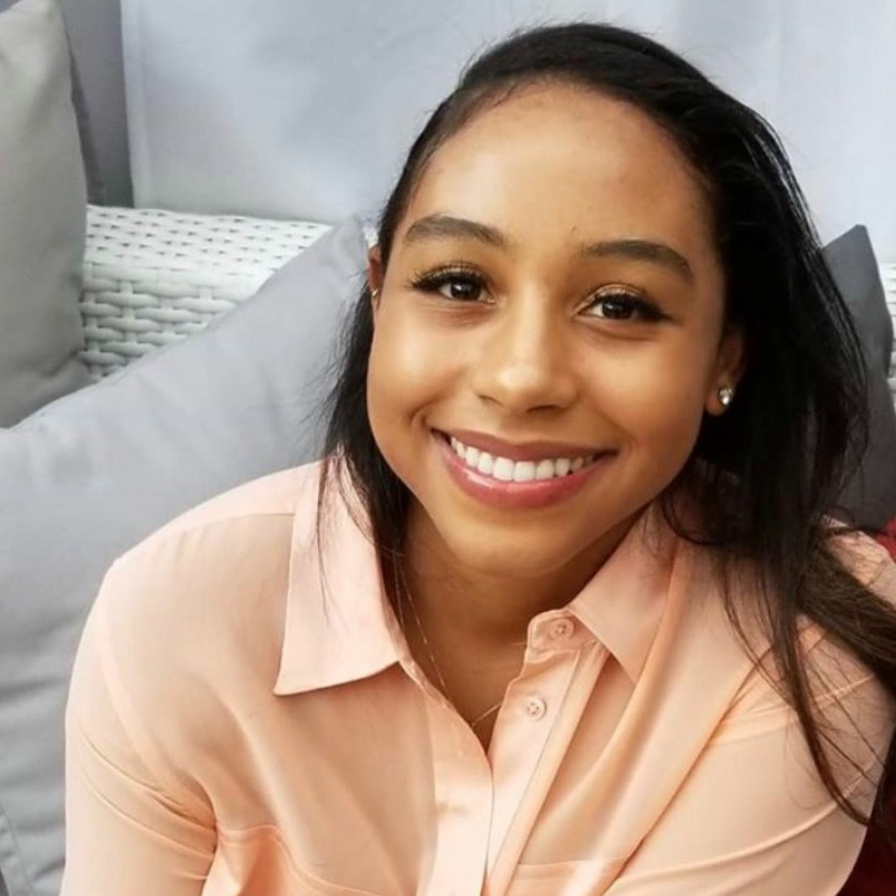 STYLE LOUNGE - Kai Kani