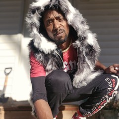 Hustle up to the branch of figures.