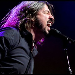 Nomadic Music News( Dave Grohl/ Chester Bennington)