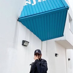 A minimal hymn for the ones who stay awake