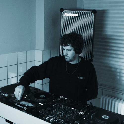 Constant Change w/ Jakob Mäder (20.03.25)