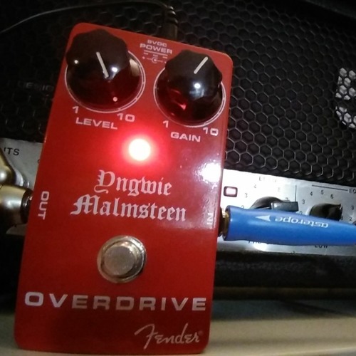 Fender Yngwie Malmsteen Overdrive エフェクター