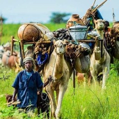 كورمقلا ،   اسلاف  من تراث غرب السودان وارتبط بالمسير او السيرة في الافراح والفزع