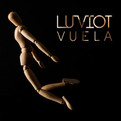 Vuela (feat. Victa)