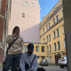 level & znaki