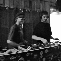 Tamiras Podcast 26: Bill & Ells (recorded at Tamiras x Ramona, Manchester)