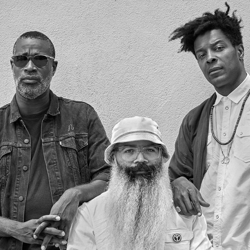 TV On The Radio 221124