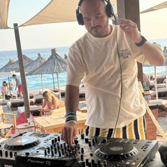 Dj mastora live from Run The Beach at Vela e Bardhe, Dhermi, Albania June 25'