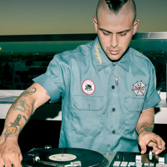 Champagne B Live @ Vinyl Sessoins . LIVE from #Hollywood