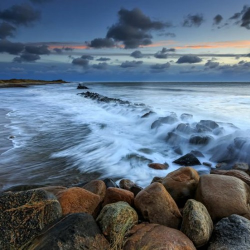 Assimilating background chill out music FREE DOWNLOAD