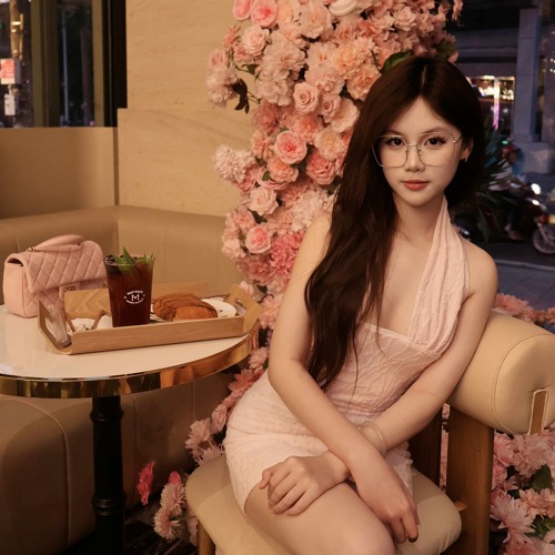 Khói Thuốc Đợi Chờ - VeeDee Remix