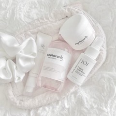 𝒮𝒾𝓂𝒾𝓁𝒶𝓇 𝓈ℴ𝓃𝑔𝓈 𝒯ℴ “ℛℯ𝒶𝓁𝓁𝓎 ℒ𝒾𝓀ℯ 𝒴ℴ𝓊“