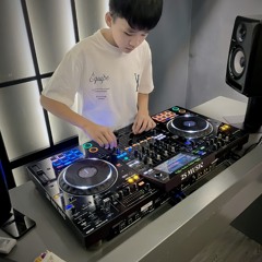 Đi bay quên hít khay 😵‍💫 - VietMix 2K25 - Kẹo Ngọt