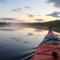 Night canoeing in Lårstaviken