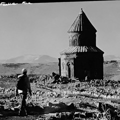 believe on the name of his Son Jesus Christ