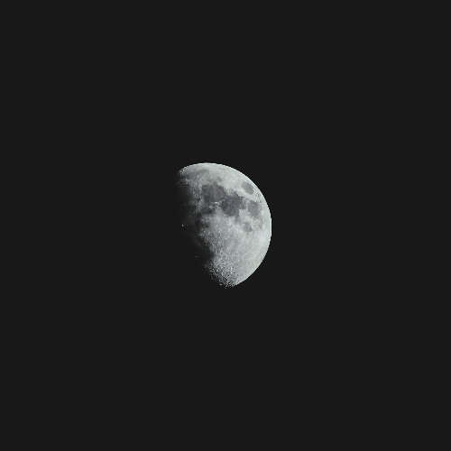 WH1T3_KN1GHT
