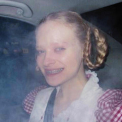 chain smoking cigarettes (snorkatje)