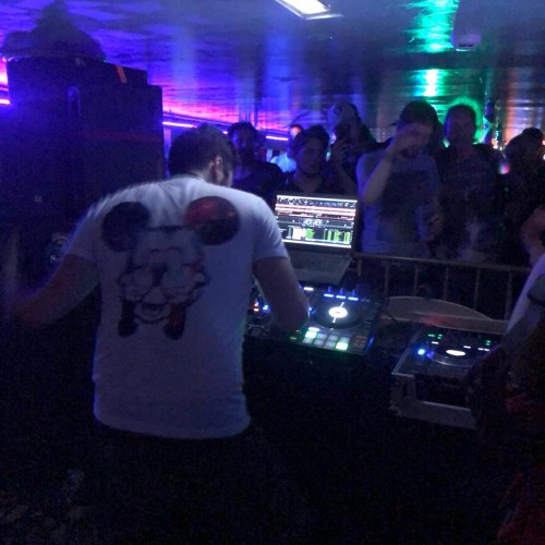 Azöria B2B CloKform - FraKtal Prøjection #1