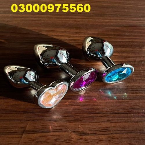 Guverness porno film Porno katta xorozlar mushuk ichida