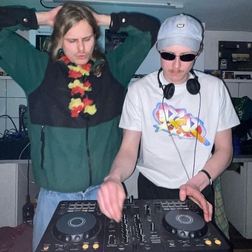 02 groovy tunes