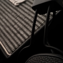 Remix wake me up vs midnight city vs something just like this vs let me love you.m4a