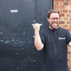 The One Glove Breakfast Show w/ Macca 250725