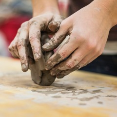 A wild clay pottery workshop is making its way to Southeastern Idaho