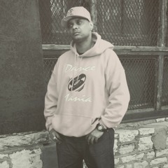 Quincy Estrata House Mix pt.2.mp3