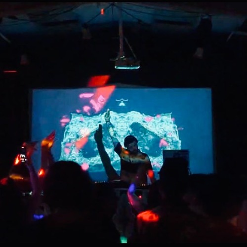 Mixtape 06 - The Gathering 4: Bajo La Luna x H15 Scene