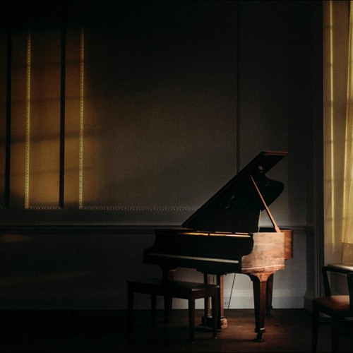 The Piano Asks Notes First ( Performed by Alisa Wunder )