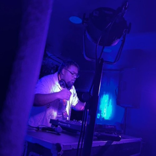 Yourshot NZ Set - Govind in Gumption