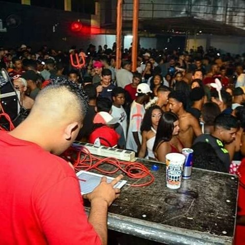 BROTA AQUI EM GUARATIBA ( DJ DANIEL DE GUARATIBA ) RITMADA