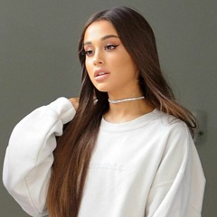 ARIANA GRANDE💜