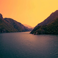 Luminescent Streams