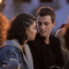 أنا حديثي في عيونك..