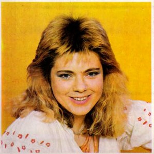 StarHit: Наташа Королева отмечает Рождество в США с мамой, поддерживающей Украин