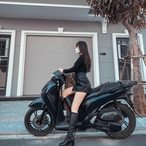 Chạm Làn Môi Em - Andree Right Hand X Hoang Ton X Tinle ( Nam Con Remix )