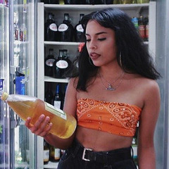 ven aquí (prod yeahitis)