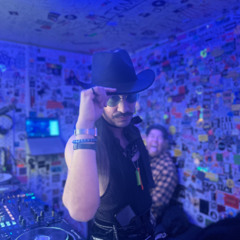 Cumbia Sabrosura with NietoDickens @ The Lot Radio 04-18-2025