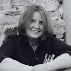 Elena Kupreeva  - Founder of ArtInterior and wine ambassador