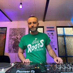 Select with Sioni HiFi Soundsystem w. Juno Q Beat [22.07.2021]